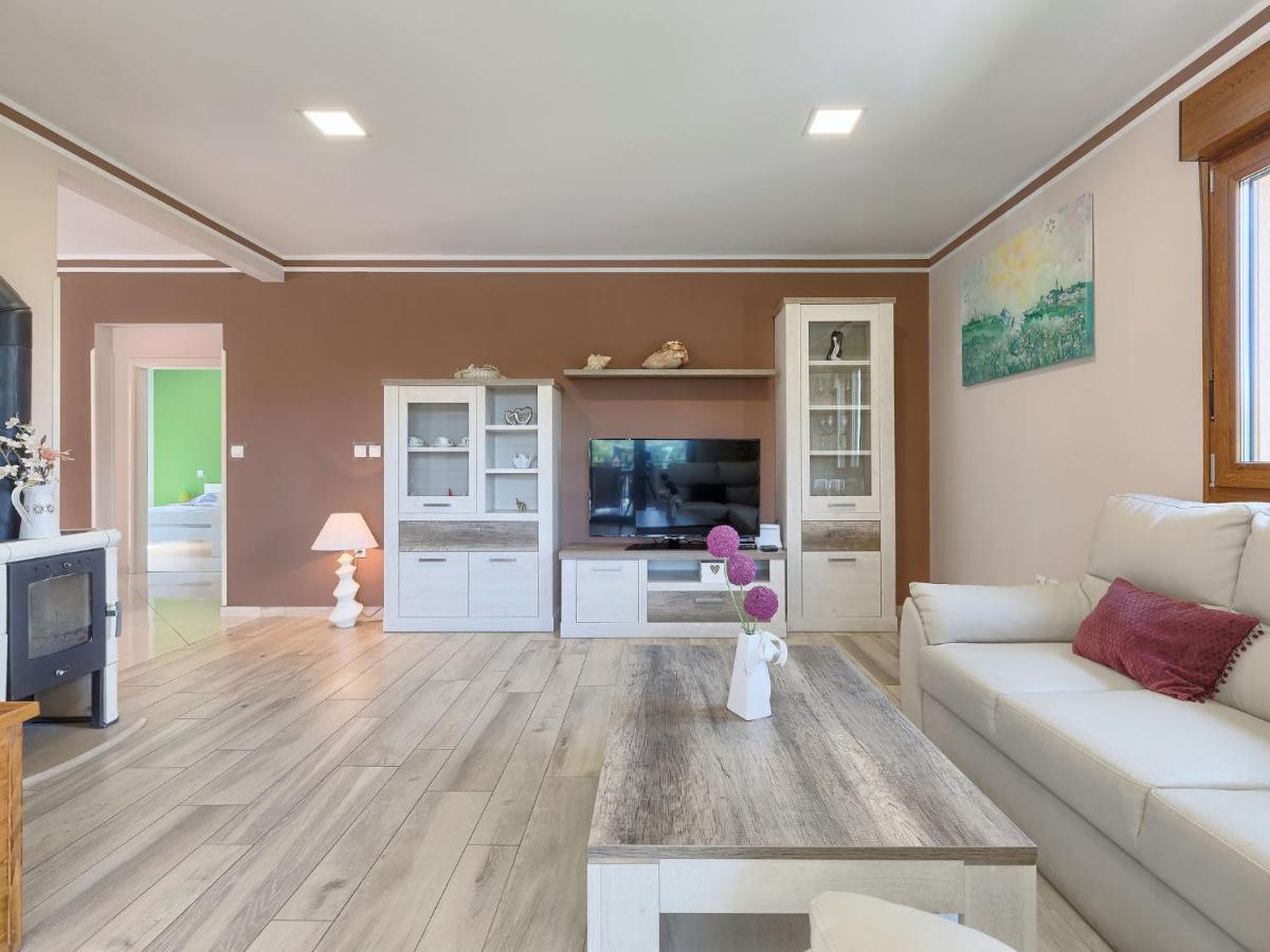 Holiday Home Villa Aniva By Interhome Zminj Экстерьер фото