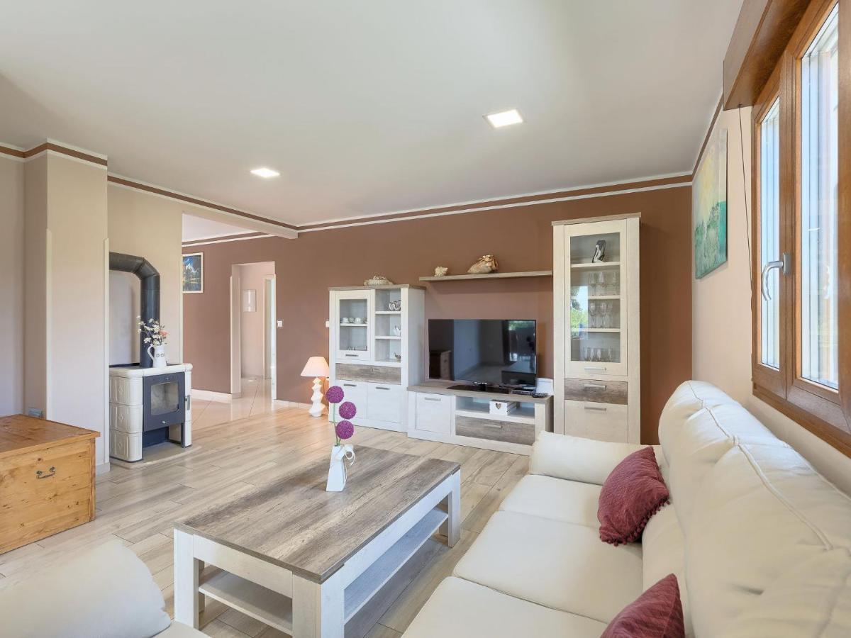 Holiday Home Villa Aniva By Interhome Zminj Экстерьер фото